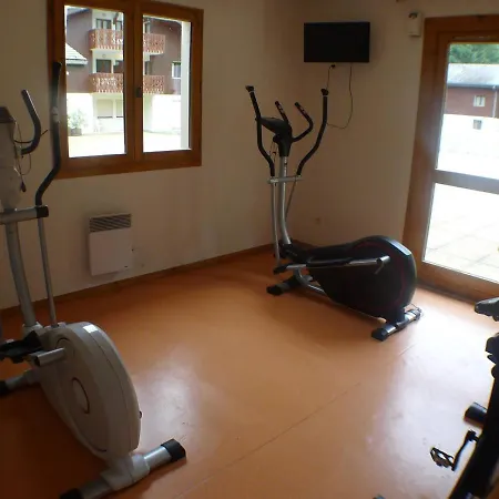 : Appt. Rdc Pour 6 Pers. Parking & Animaux Admis - Fr-1-629-130 Lägenhet *